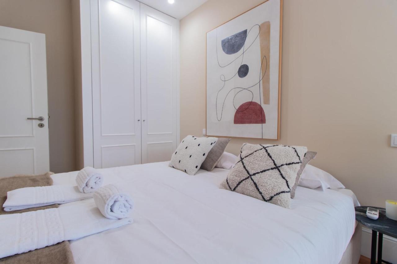 Almada 1.3 By Lovelystay Porto Exterior photo